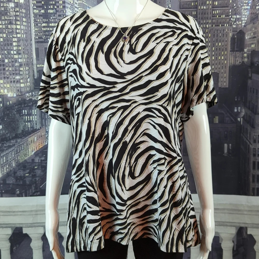 JM Collection sz XL Zebra Print Damask Short Sleeve Top